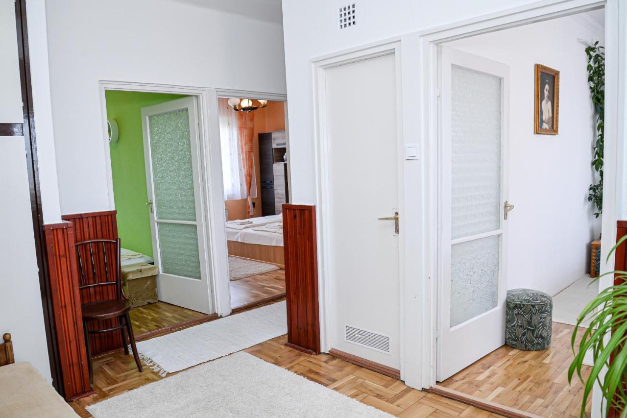 Villa Lilla Vendeghaz Hajdúszoboszló Exterior foto