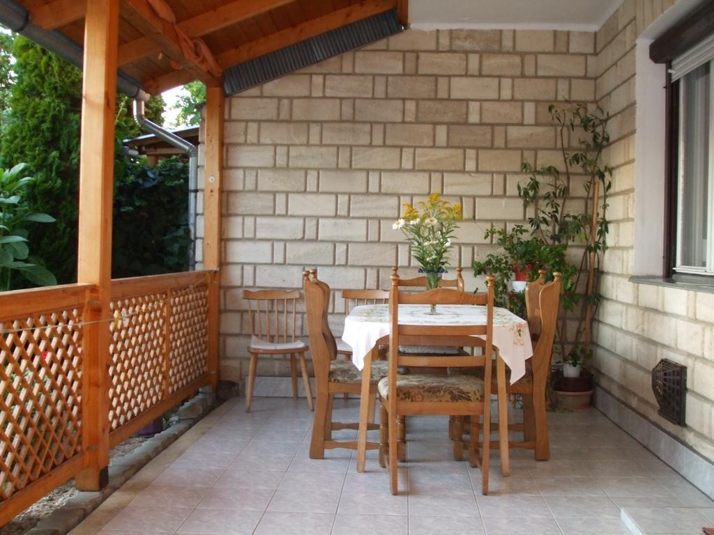 Villa Lilla Vendeghaz Hajdúszoboszló Exterior foto